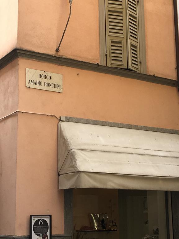 Il Tenore D'Oro Centralissimo Apartment Parma Exterior photo